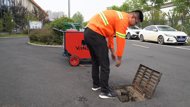 工業(yè)高壓清洗機(jī)
